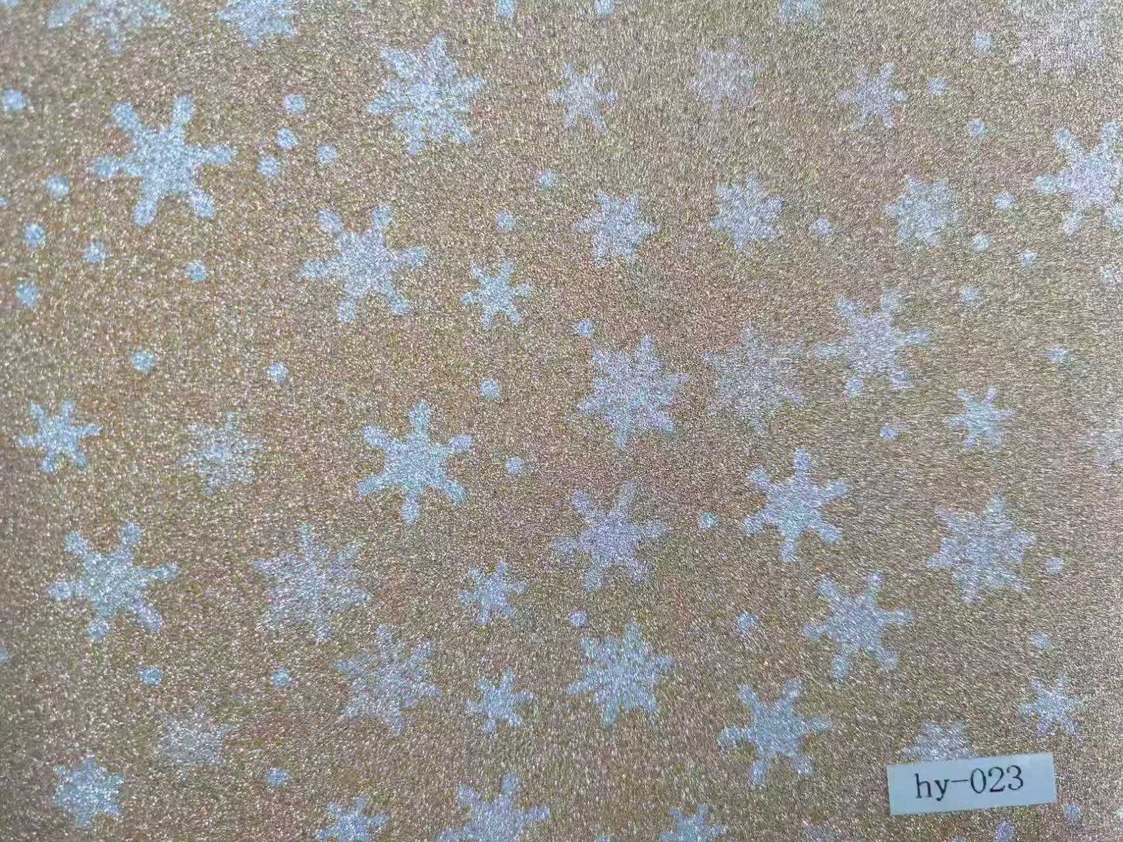 Self adhesive glitter film