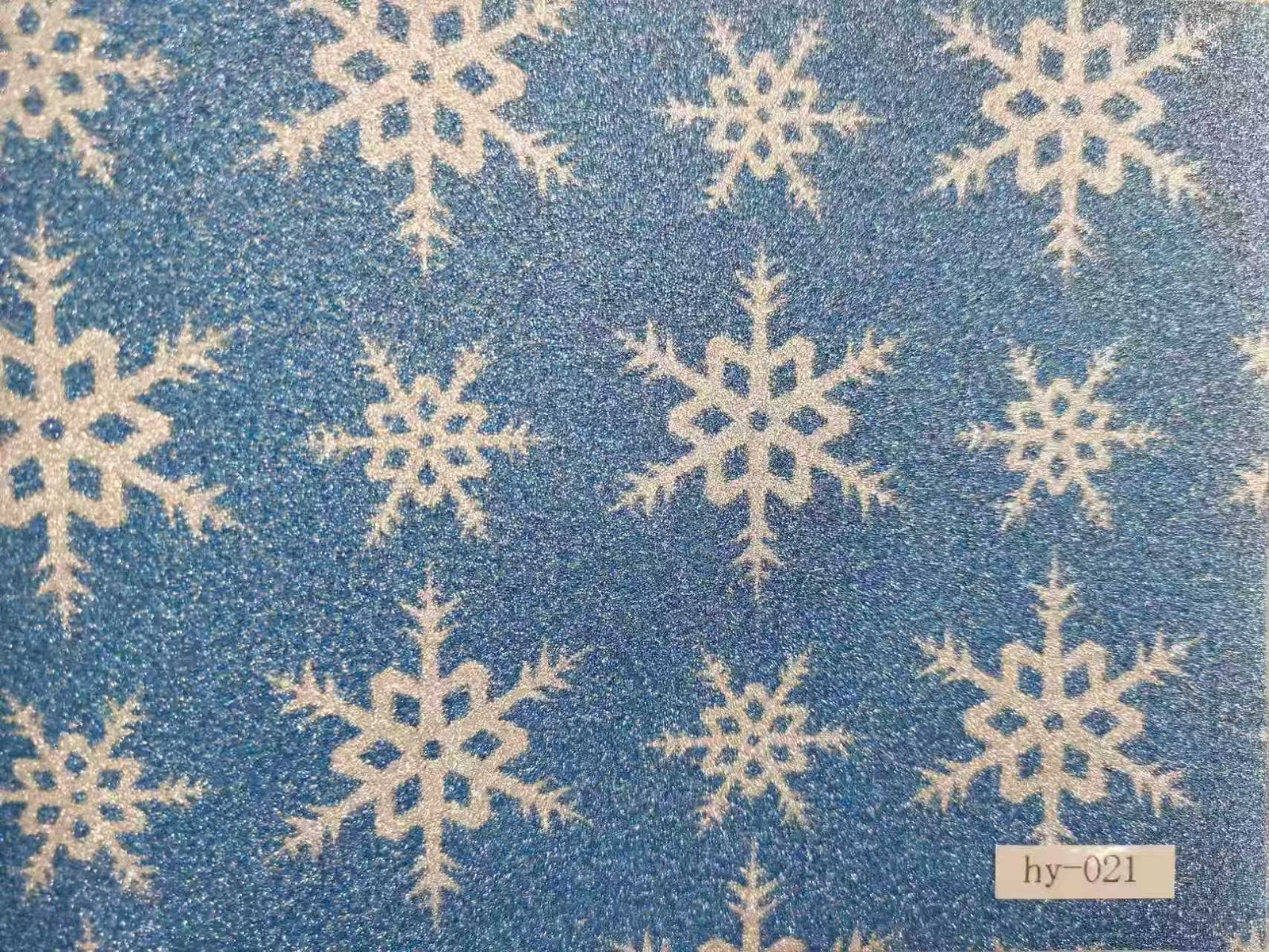 Self adhesive glitter film